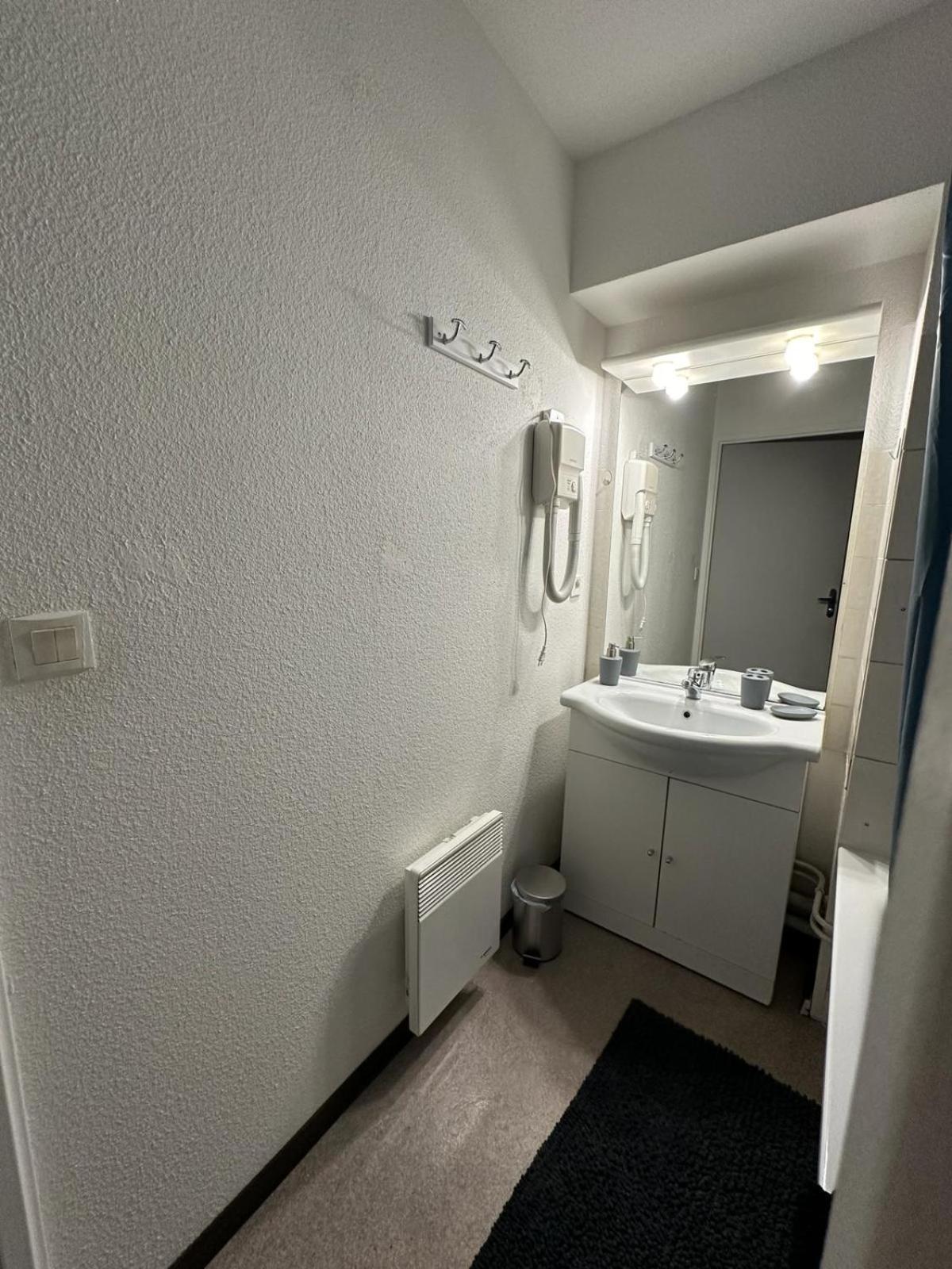 Ararat Apartment ลูร์ด ภายนอก รูปภาพ