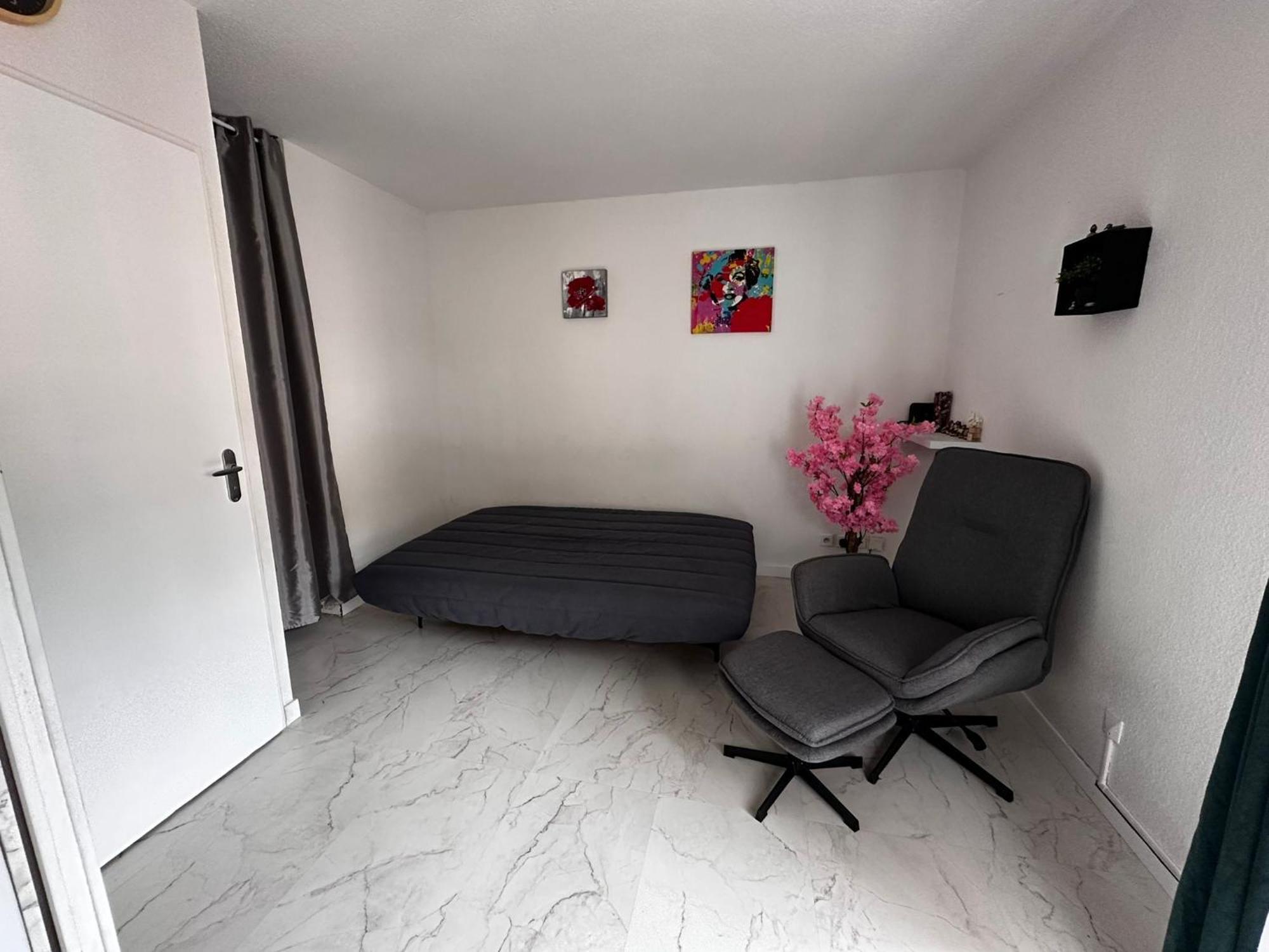 Ararat Apartment ลูร์ด ภายนอก รูปภาพ